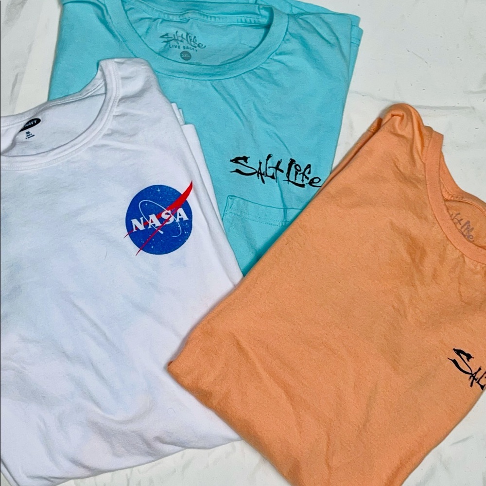 Salt Life & Old Navy T-Shirts Men’s XXL (3 shirts)